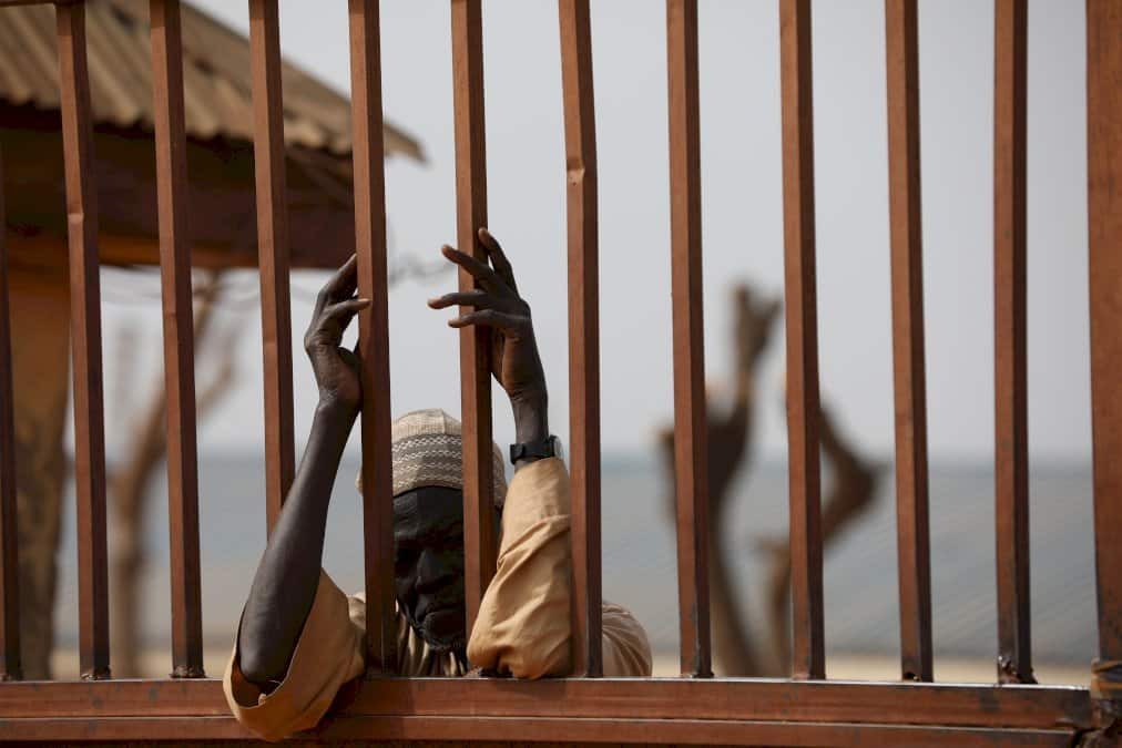 rapt-d&rsquo;eleves-au-nigeria:-au-moins-300-ont-ete-liberes