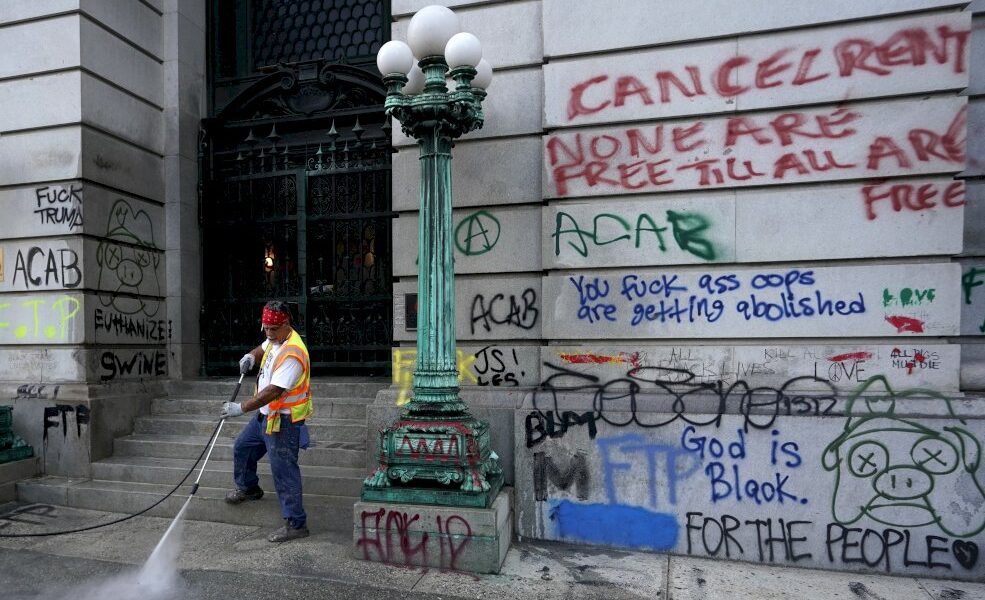 avec-la-pandemie,-le-graffiti-explose-a-new-york,-en-toute-illegalite