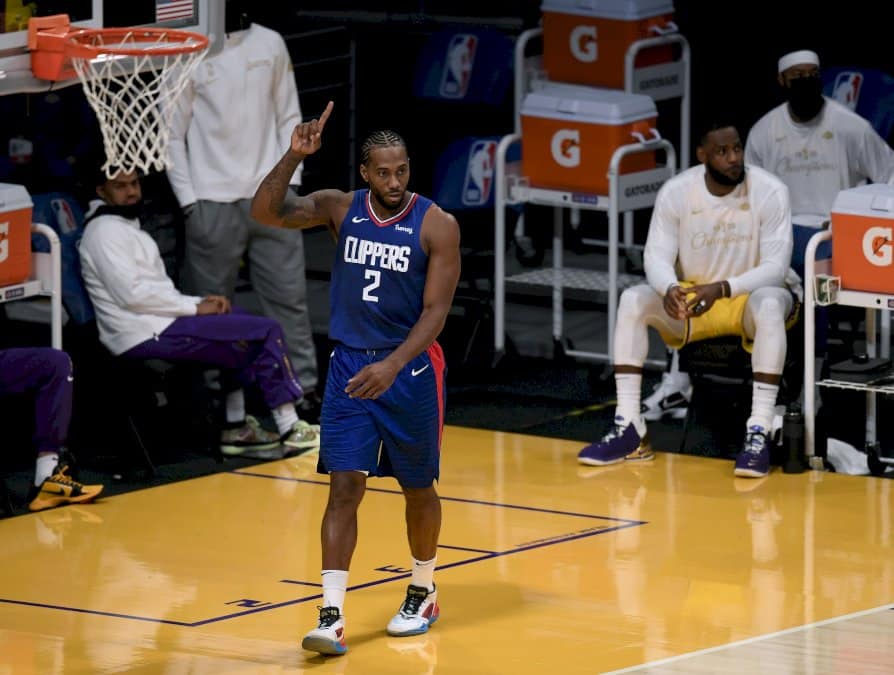 nba:-les-clippers-gachent-la-fete-des-lakers