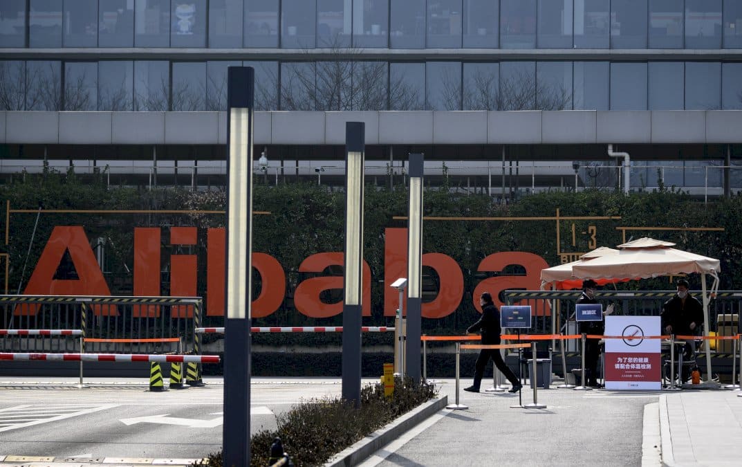 alibaba-sous-enquete-en-chine,-ses-actions-devissent