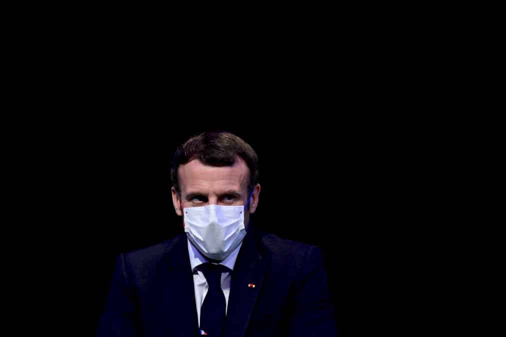 covid-19-:-fin-d&rsquo;isolement-pour-macron,-qui-n&rsquo;a-plus-de-symptome