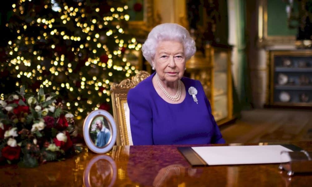 « vous-n&rsquo;etes-pas-seuls »,-assure-elizabeth-ii-aux-britanniques