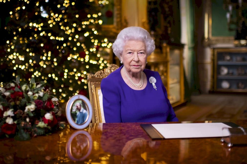 « vous-n&rsquo;etes-pas-seuls »,-assure-elizabeth-ii-aux-britanniques