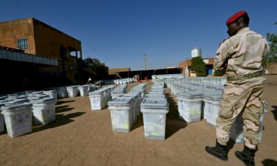 le-niger-elit-son-president-avec-une-transition-pacifique-inedite