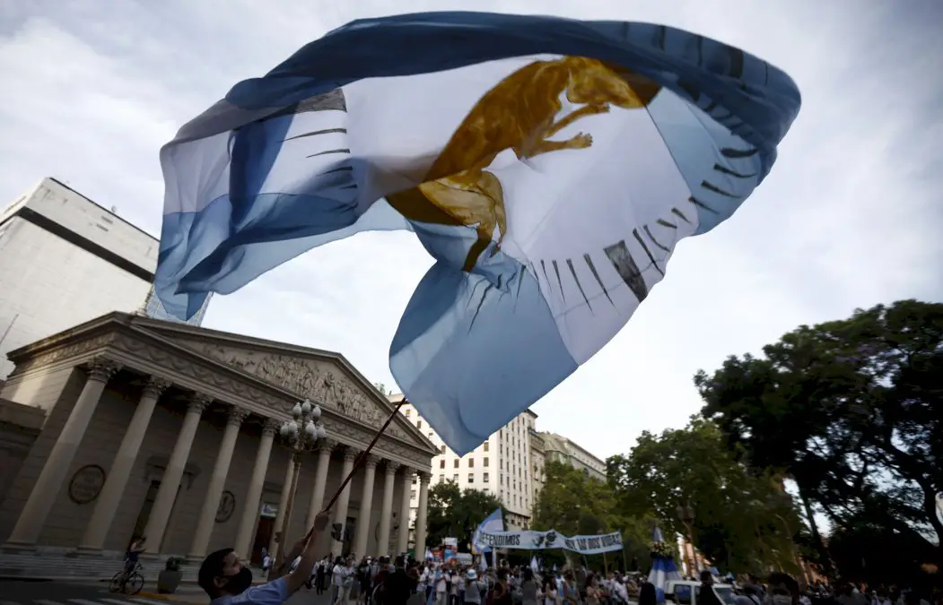 argentine:-tres-divise,-le-senat-se-prononce-sur-la-legalisation-de-l’avortement