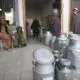afghanistan:-entre-combats-et-corruption,-la-laiterie-milko-creuse-son-sillon