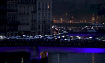 bayonne:-une-chaine-humaine-de-2.000-personnes-pour-les-prisonniers-basques