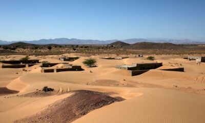 des-omanais-redecouvrent-un-village-englouti-par-le-desert