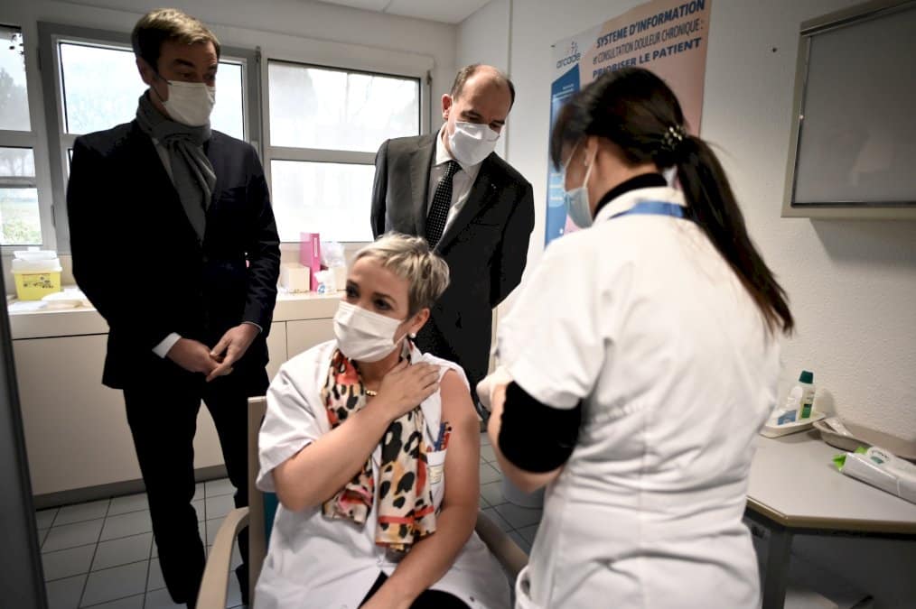 covid-19:-huit-nouveaux-departements-sous-cloche-a-18h00