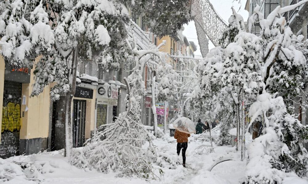 madrid-toujours-paralysee-apres-la-tempete-de-neige