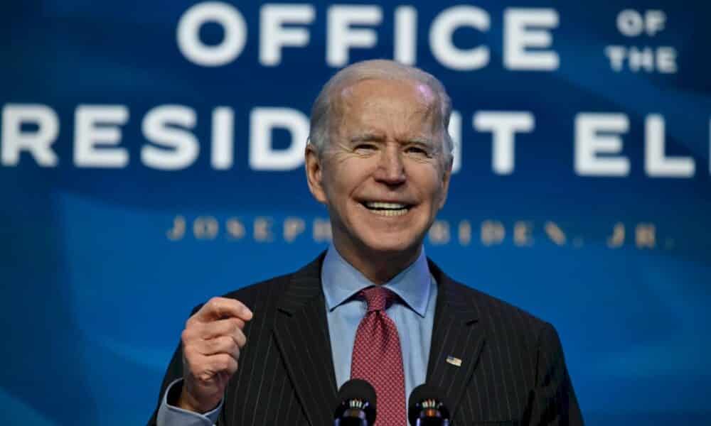 biden-veut-renouer-avec-ses-priorites,-eclipsees-par-le-chaos-trump