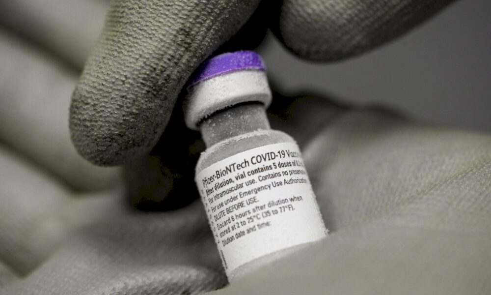 covid-19-:-pfizer-annonce-des-retards-de-livraisons-des-vaccins-limites-a-une-semaine