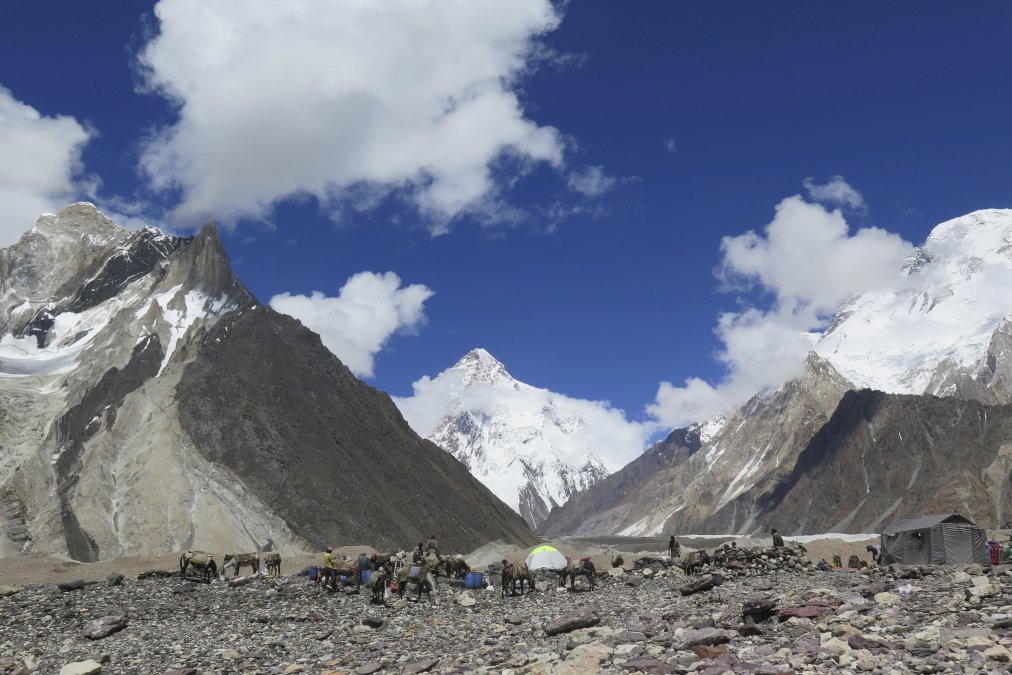 premiere-ascension-hivernale-du-k2,-un-succes-historique-pour-le-nepal