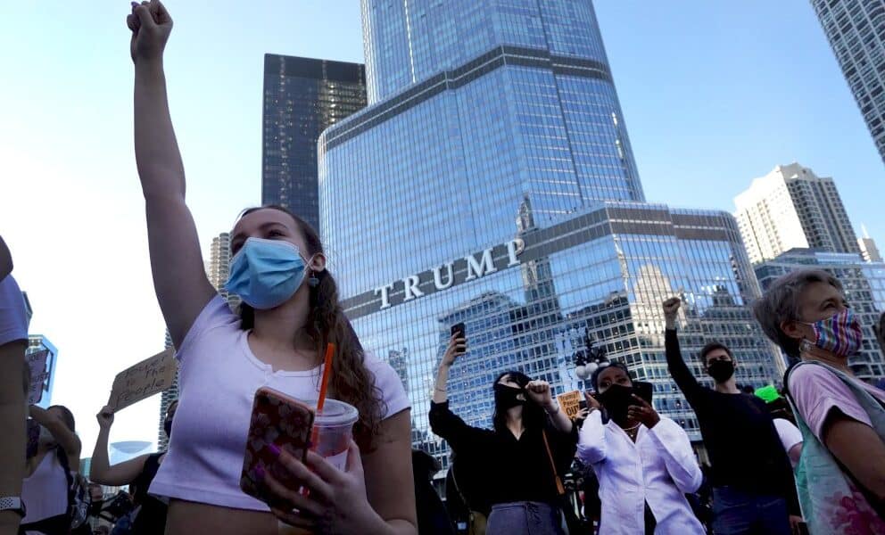 la-marque-trump-mise-en-peril-par-une-fin-de-mandat-chaotique