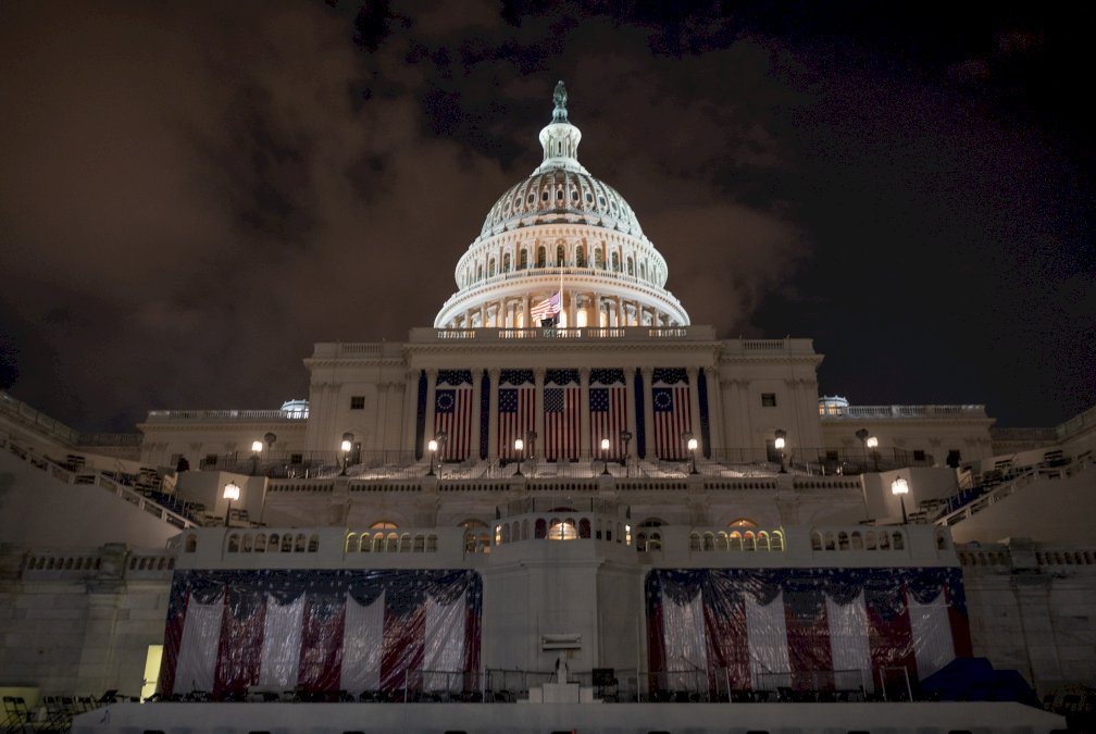 biden-promet-une-serie-de-decrets-des-mercredi,-washington-en-etat-d&rsquo;alerte