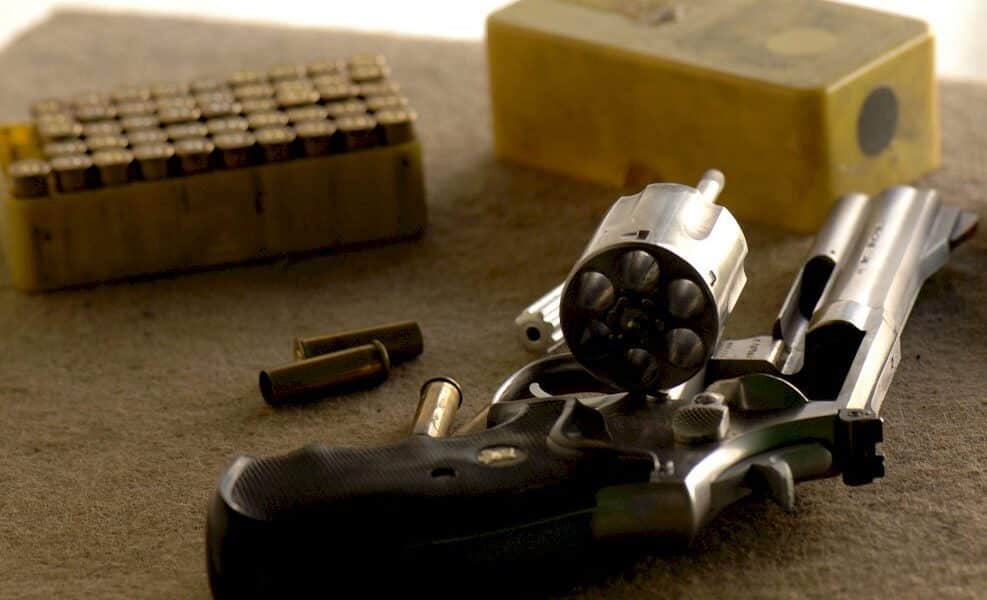 des-enqueteurs-sur-les-traces-d&rsquo;un-trafic-d&rsquo;armes-« exceptionnel »