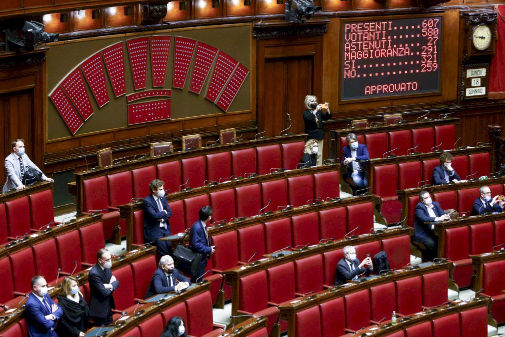 italie:-vote-crucial-au-senat-pour-l&rsquo;avenir-du-gouvernement-conte