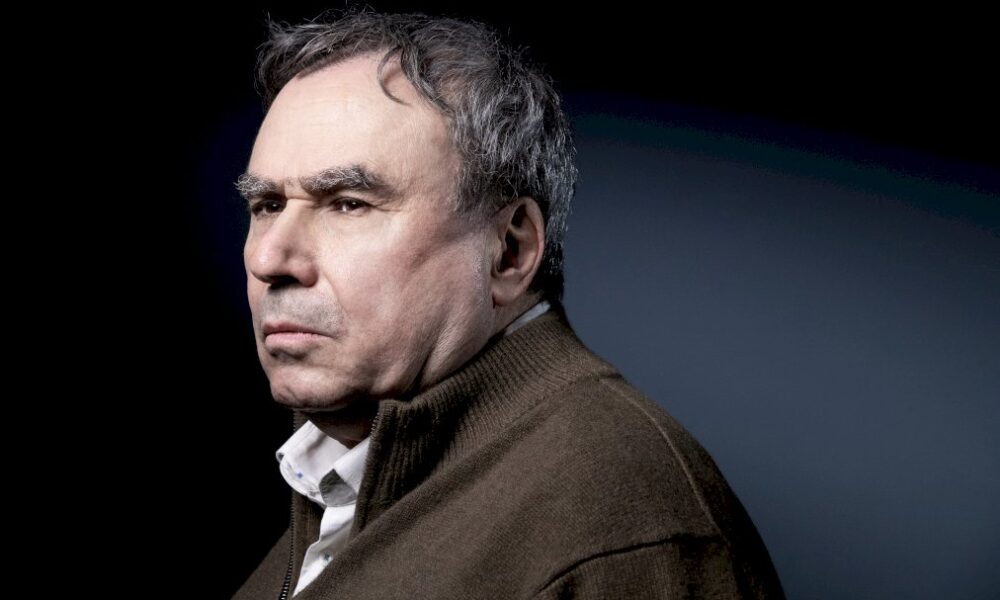 france-algerie:-macron-recoit-les-propositions-stora-pour-une-reconciliation-memorielle