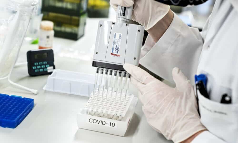 le-vaccin-biontech/pfizer-semble-efficace-contre-le-variant-anglais,-selon-des-etudes-preliminaires