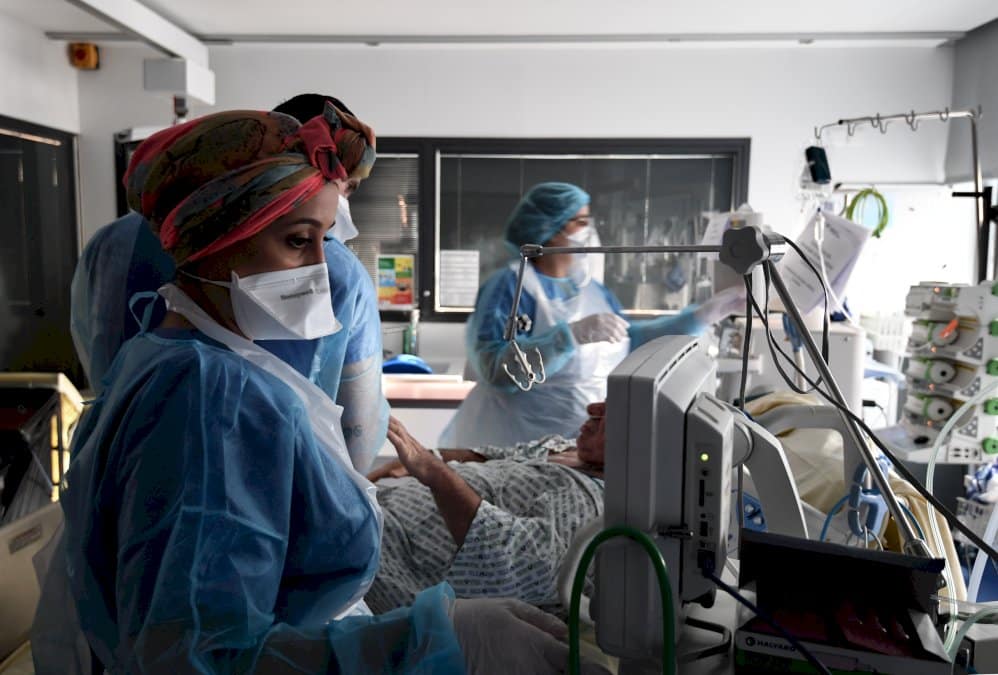 l&rsquo;epidemie-place-de-nouveau-l&rsquo;executif-face-a-des-choix-difficiles