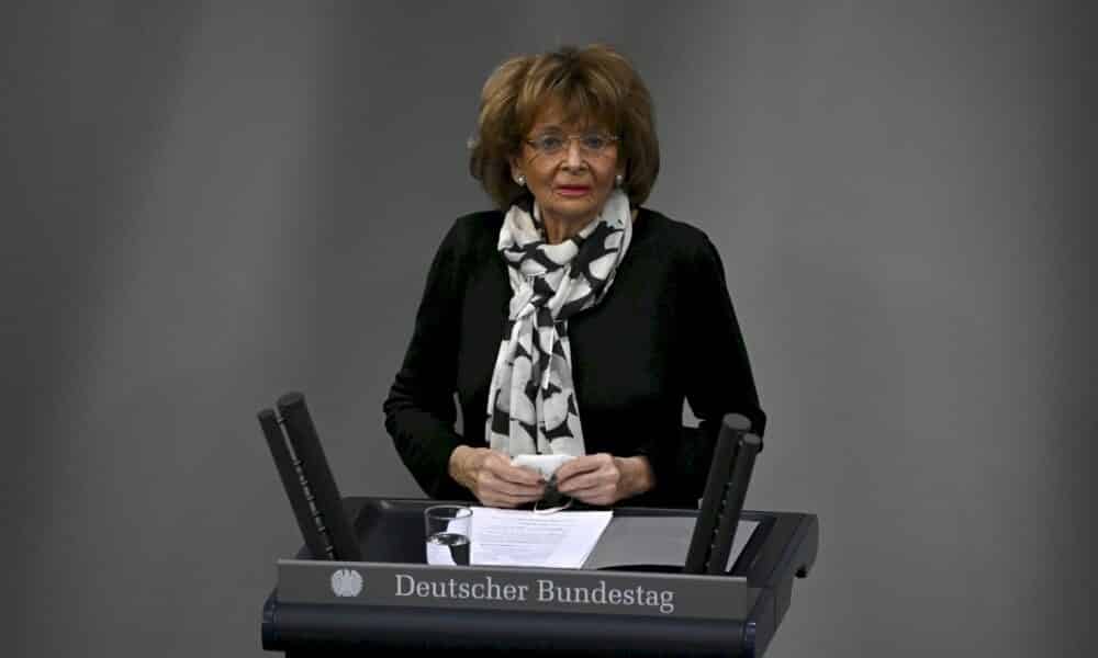allemagne:-une-survivante-de-la-shoah-alerte-sur-la-resurgence-de-l&rsquo;antisemitisme