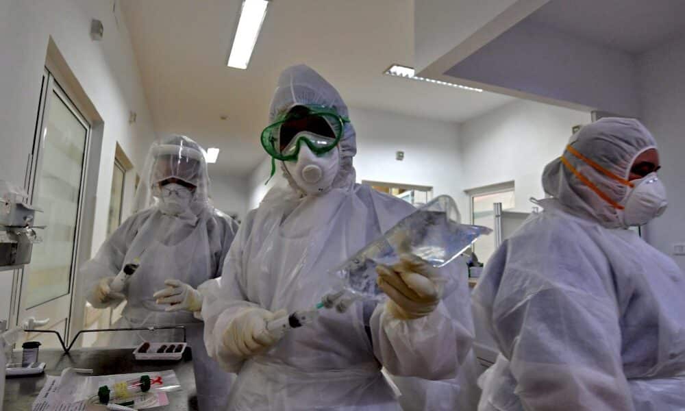 virus:-record-de-morts-en-24-heures,-les-variants-se-propagent