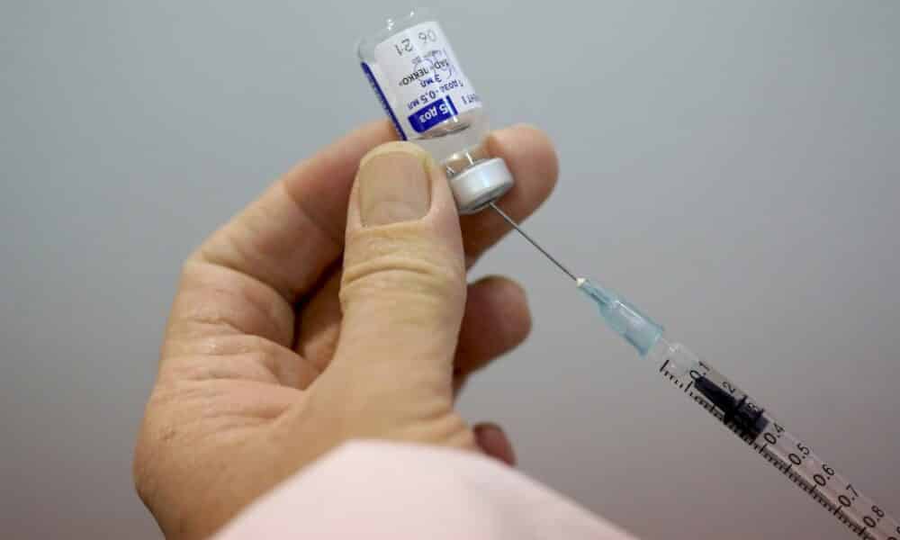 covid-19:-le-vaccin-russe-spoutnik-v-efficace-a-plus-de-91%
