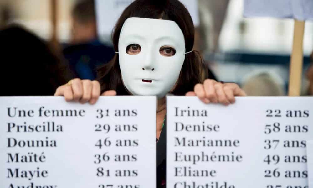 quatre-vingt-dix-feminicides-en-2020,-contre-146-en-2019
