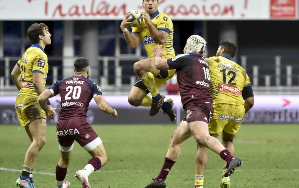 top-14:-clermont-et-lyon-en-quete-de-rachat,-la-rochelle-vise-la-tete