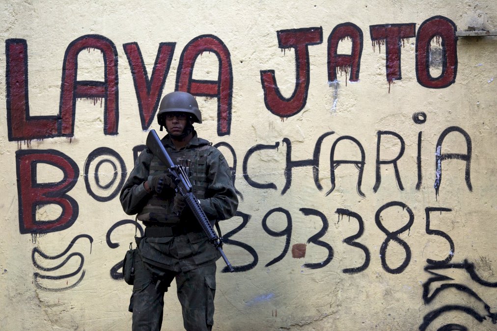 bresil:-enterrement-discret-pour-l&rsquo;enquete-choc-« lava-jato »