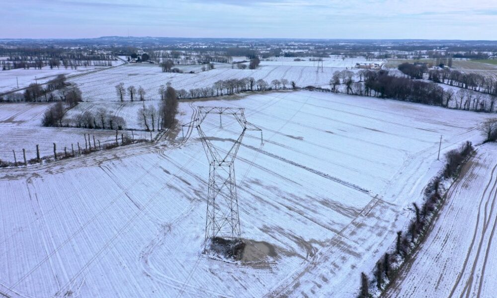 le-temps-dimanche:-13-departements-restent-en-vigilance-orange-grand-froid