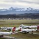 au-pied-des-pyrenees,-des-avions-du-monde-entier-se-reposent-en-attendant-la-reprise