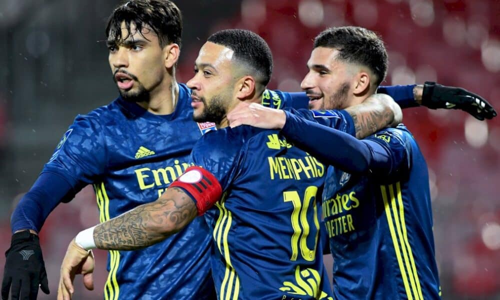 l1:-lyon-resiste-au-retour-brestois-(3-2)-et-reprend-la-tete