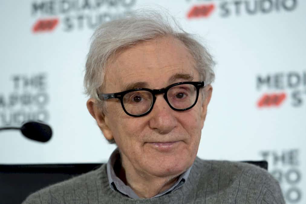 « allen-v.-farrow »,-documentaire-fleuve-accablant-pour-woody-allen