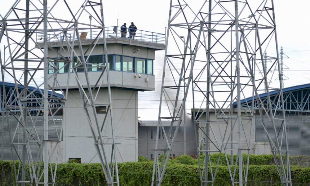 equateur:-plus-de-60-morts-lors-de-mutineries-simultanees-dans-trois-prisons