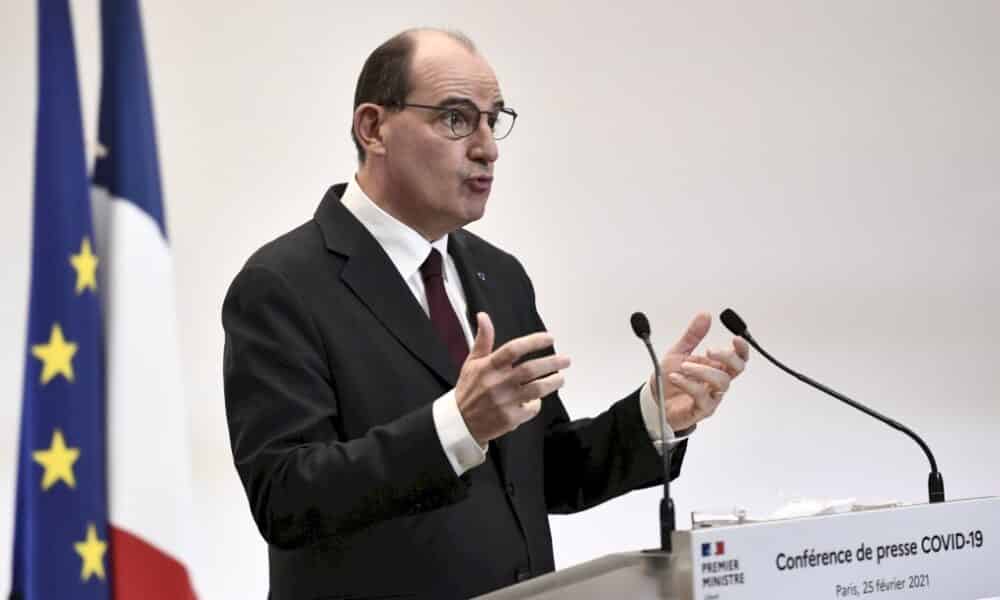 covid-19:-castex-place-20-departements-en-« surveillance-renforcee »