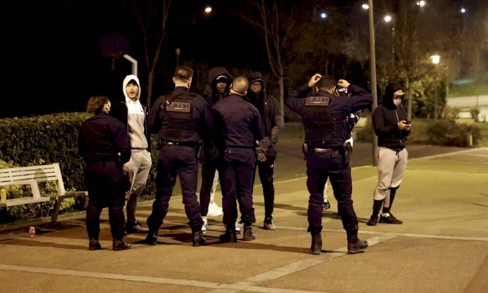 rixes-entre-jeunes:-le-gouvernement-veut-prendre-le-phenomene-a-bras-le-corps