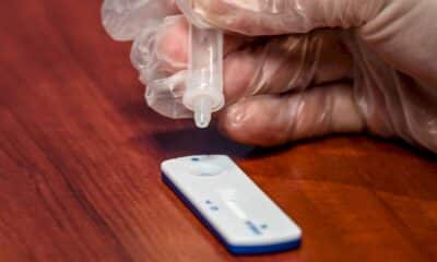 covid:-premiers-cas-en-nouvelle-caledonie,-territoire-francais-jusqu&rsquo;ici-epargne