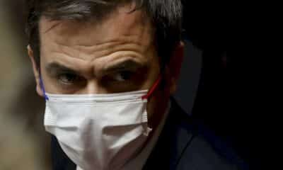 covid-19:-veran-s&rsquo;engage-a-poursuivre-le-coup-d&rsquo;accelerateur-de-la-vaccination