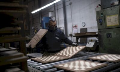 « le-jeu-de-la-dame »:-serie-royale-pour-un-fabricant-espagnol-d&rsquo;echiquiers