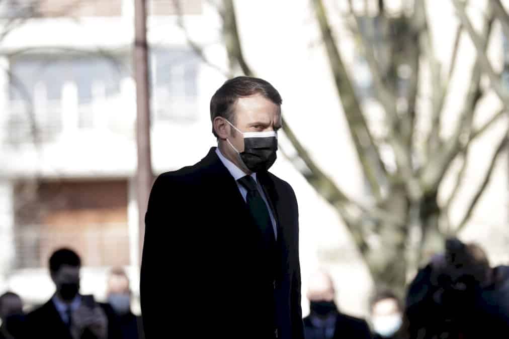 macron-rend-hommage-aux-victimes-du-terrorisme