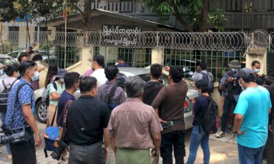 birmanie:-des-journalistes-arretes,-londres-conseille-de-partir,-moscou-s&rsquo;inquiete