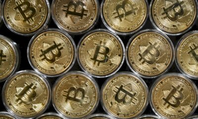 le-bitcoin-depasse-pour-la-premiere-fois-la-barre-des-60.000-dollars