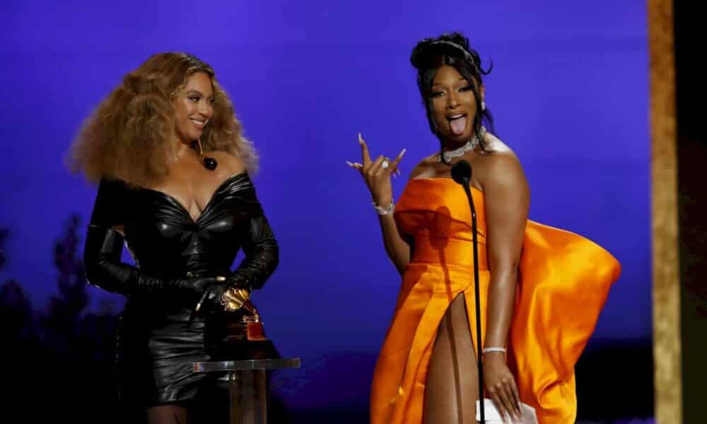 grammy-awards:-megan-thee-stallion,-beyonce-et-taylor-swift-reines-de-la-soiree