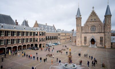 pays-bas:-le-parti-du-premier-ministre-liberal-rutte-en-tete-des-legislatives-(sortie-des-urnes)