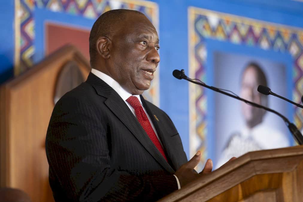 l&rsquo;afrique-du-sud-rend-hommage-au-defunt-roi-des-zoulous