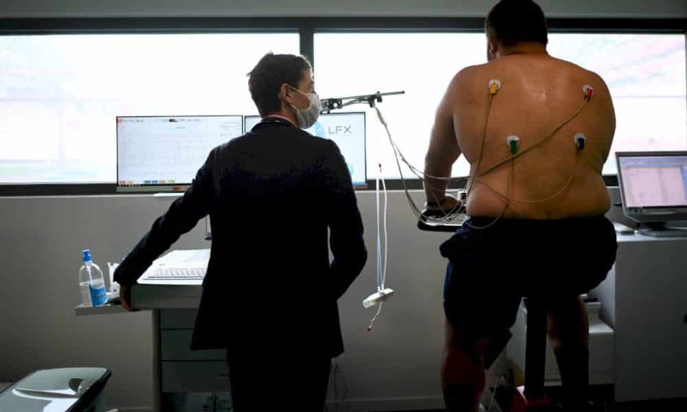 le-coeur-des-sportifs-touches-par-le-covid-sous-surveillance-a-la-reprise