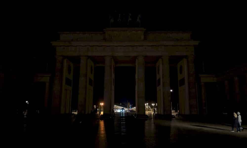 earth-hour:-des-villes-du-monde-entier-eteignent-leurs-lumieres-pour-la-planete