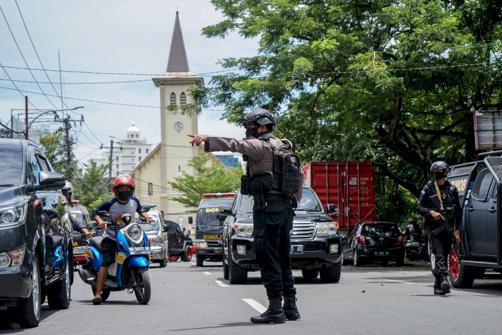 une-cathedrale-indonesienne-visee-par-un-attentat-suicide-apres-la-messe-des-rameaux