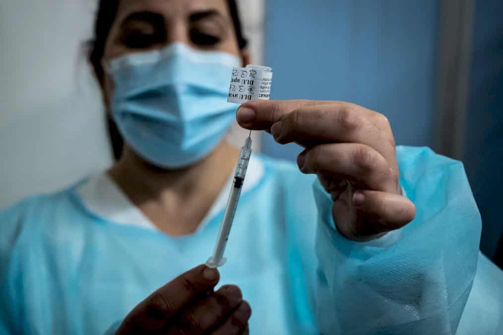 covid-19:-la-troisieme-vague-pire-que-la-deuxieme-dans-les-reas-en-france